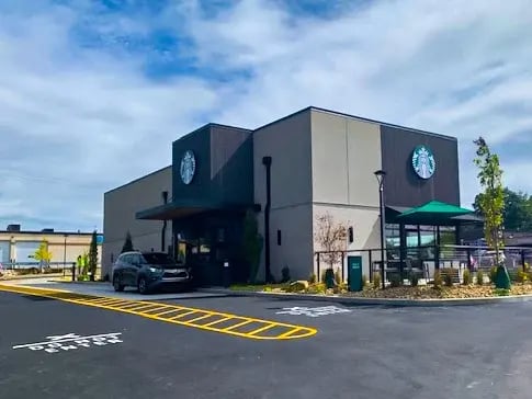 Starbucks_3 (1)